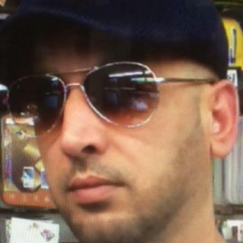 Meet your Posher, Mazen